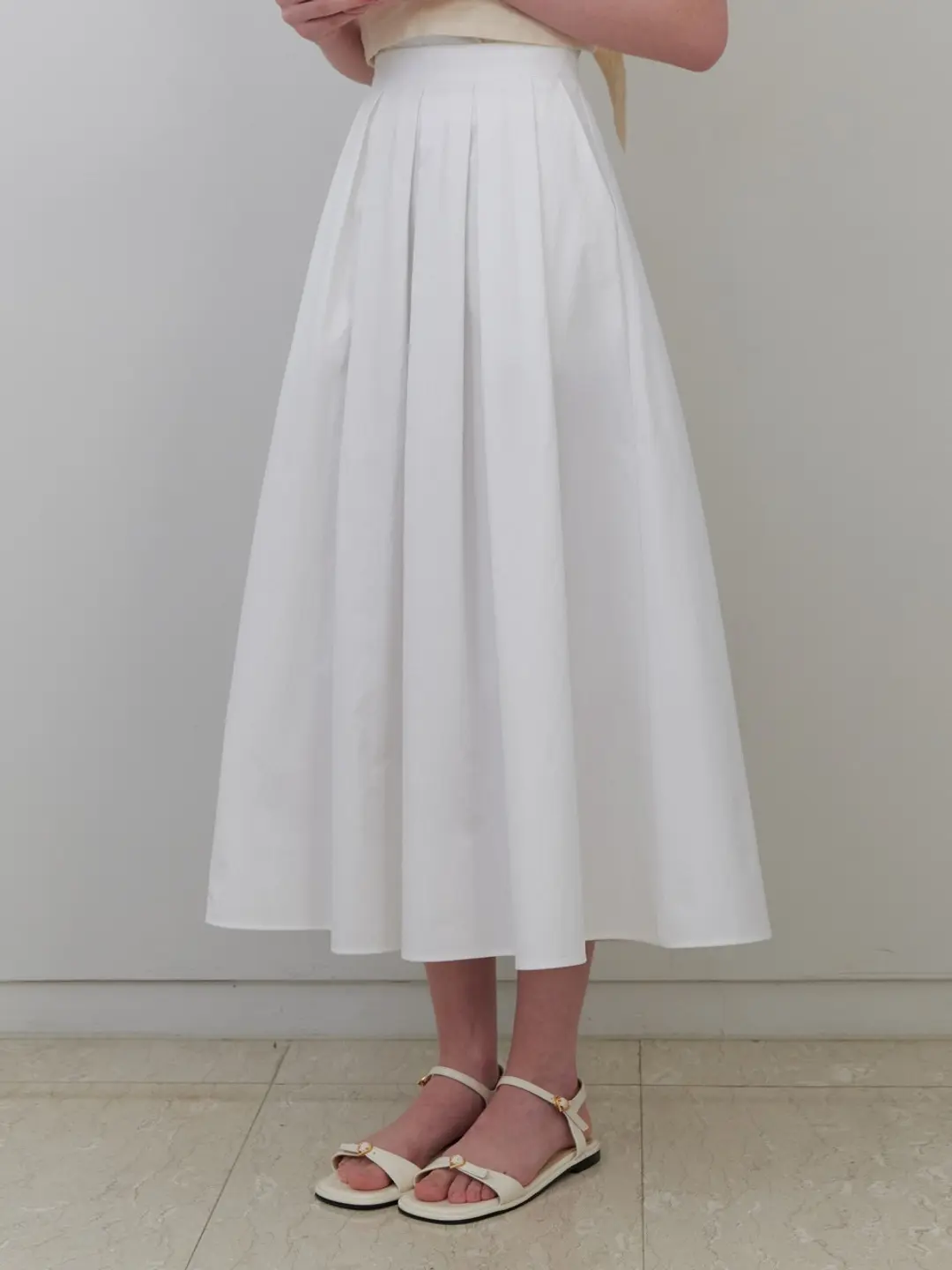 Anne flare skirt (white)