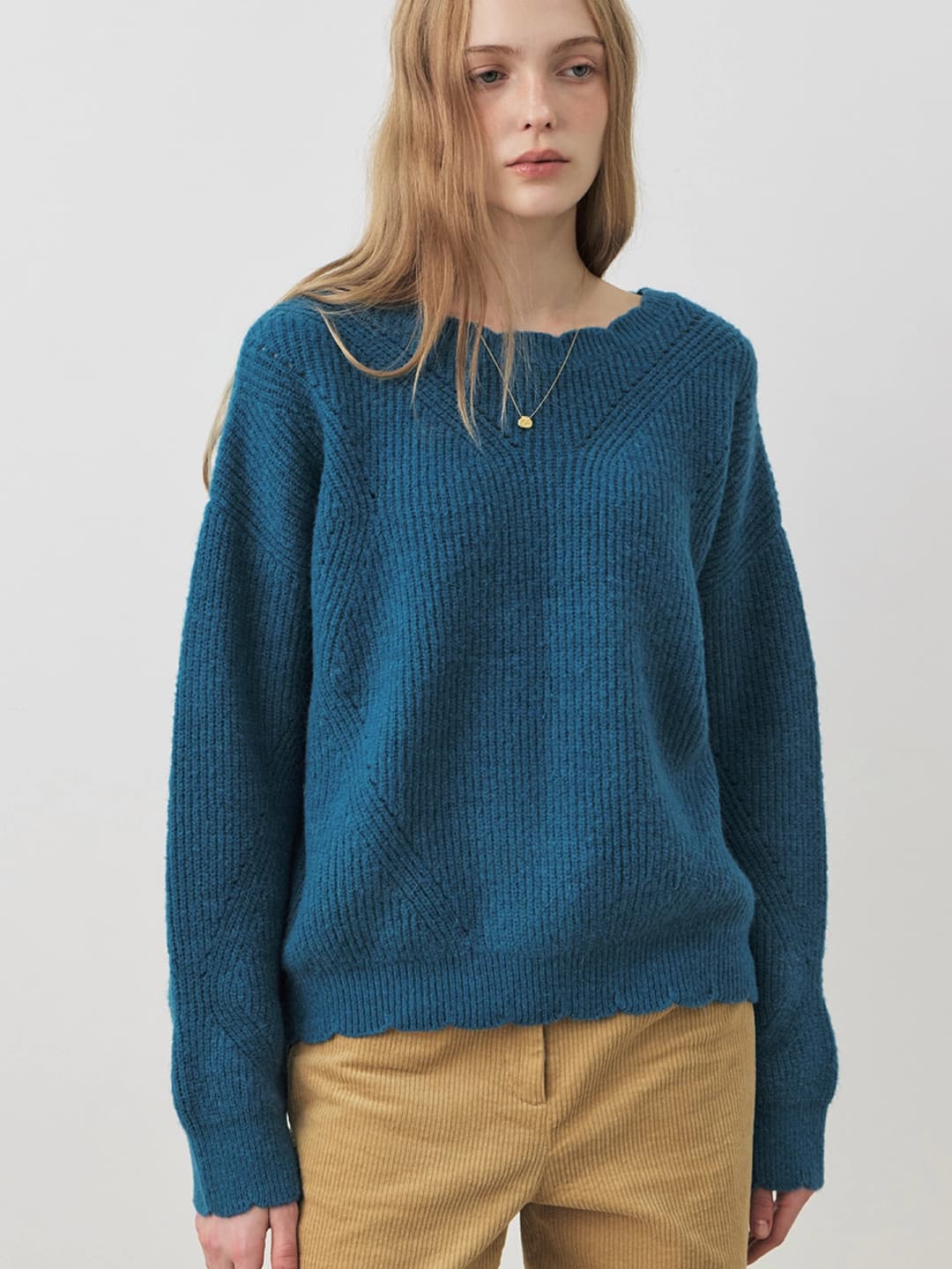 알파카 베일 라운드넥 니트_3COLORS