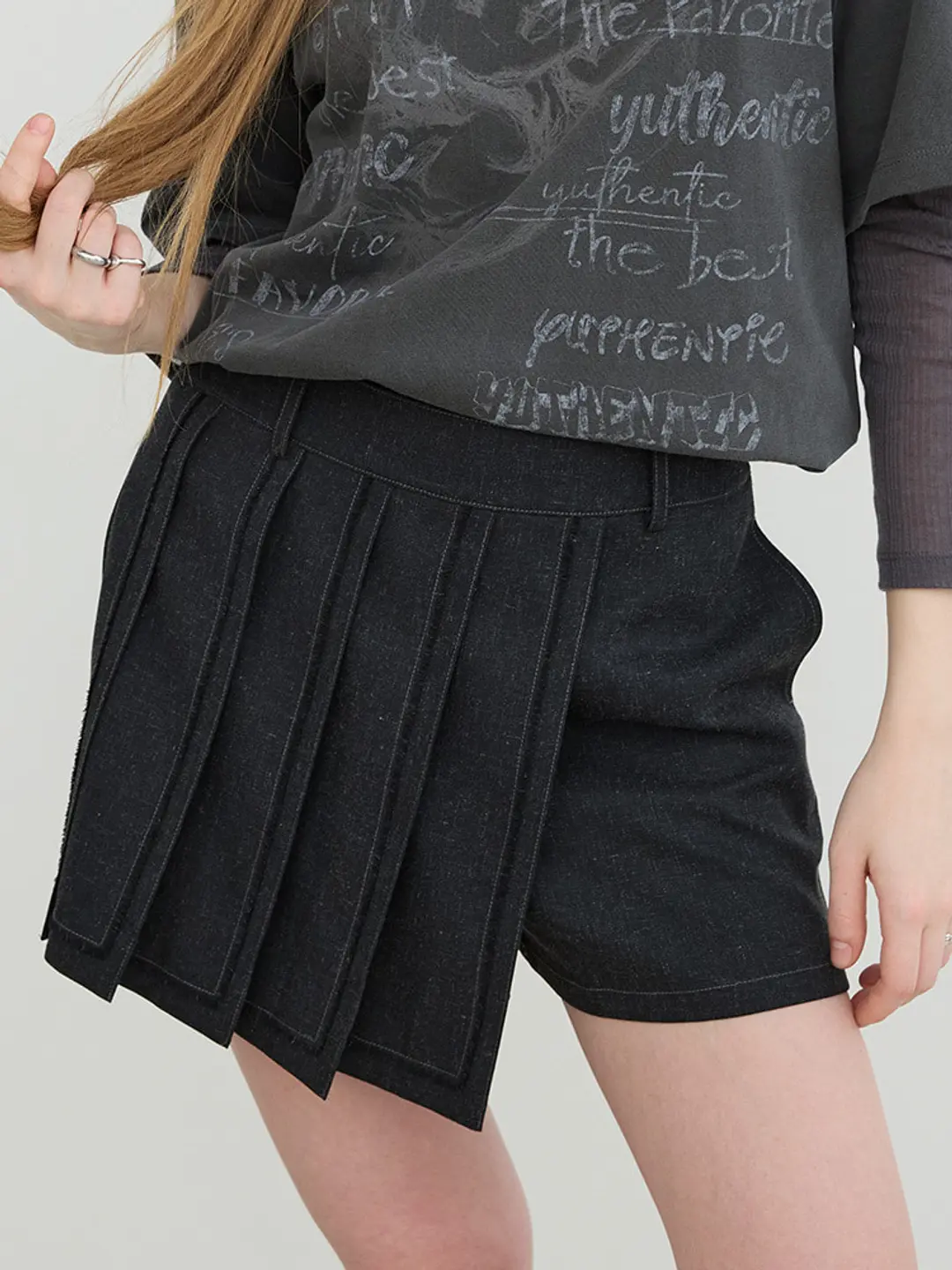 빈티지 플리츠 스티치 배색 숏 팬츠 AW5SL25113