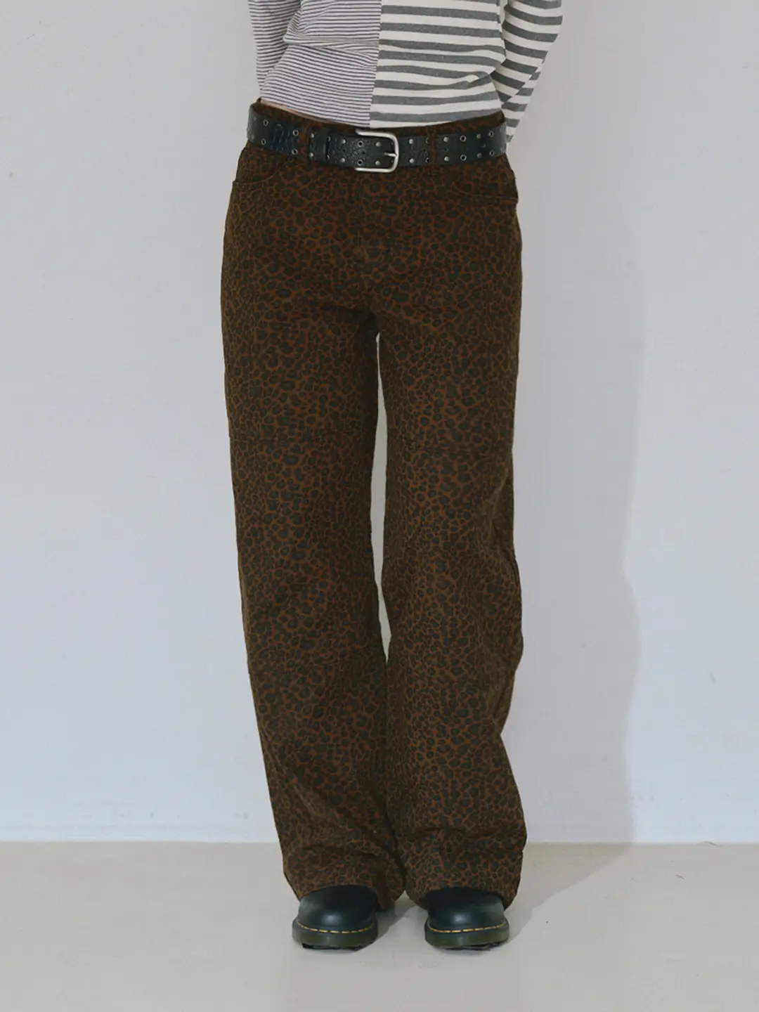 Double Knee Cotton Loose Pants [Brown]