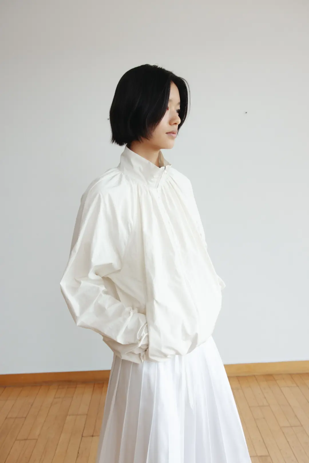 High neck volume jumper