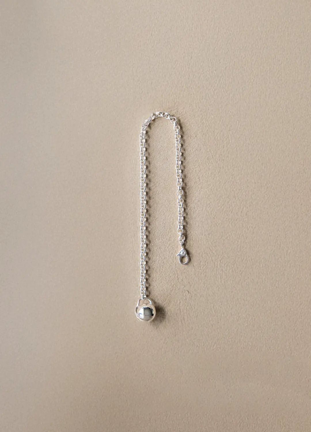 [Vel] Tiny bell high dome chain bracelet 002