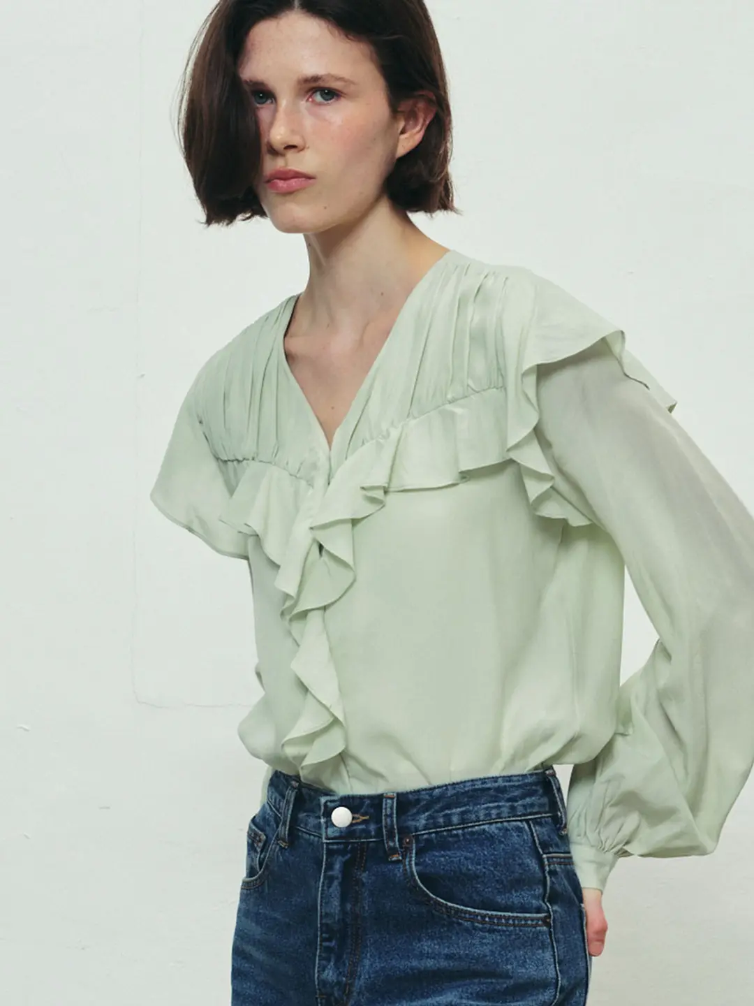 RUFFLE SHIRRING BLOUSE - GREEN